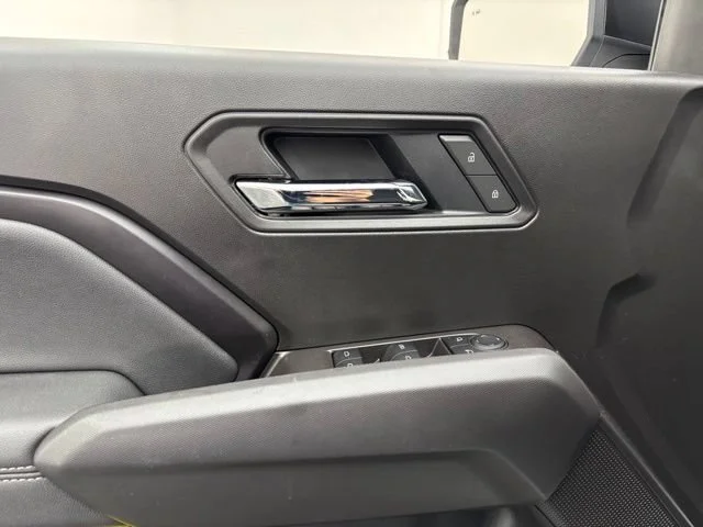 Used 2025 Summit White GMC Elevation image 16