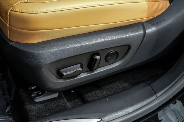 Used 2025 Black Lexus 350 Premium Plus image 43