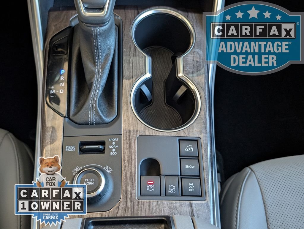 Used 2025 Green Toyota Platinum image 11