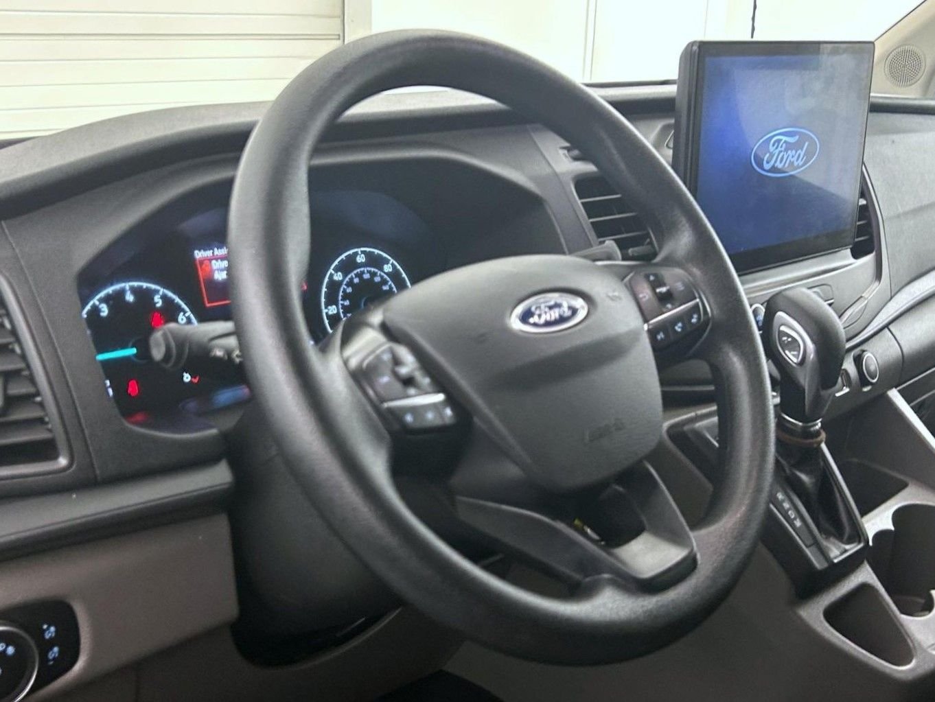 Used 2022 White Ford XLT image 11