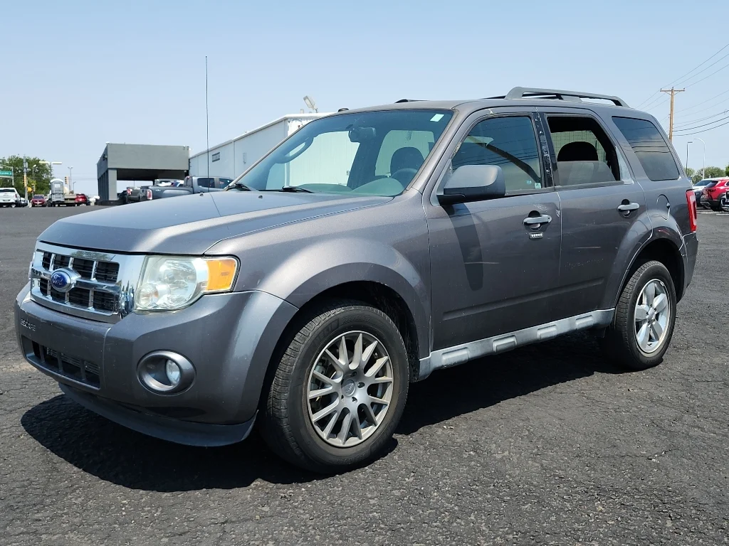 Used 2011 Sterling Gray Metallic Ford XLT image 1