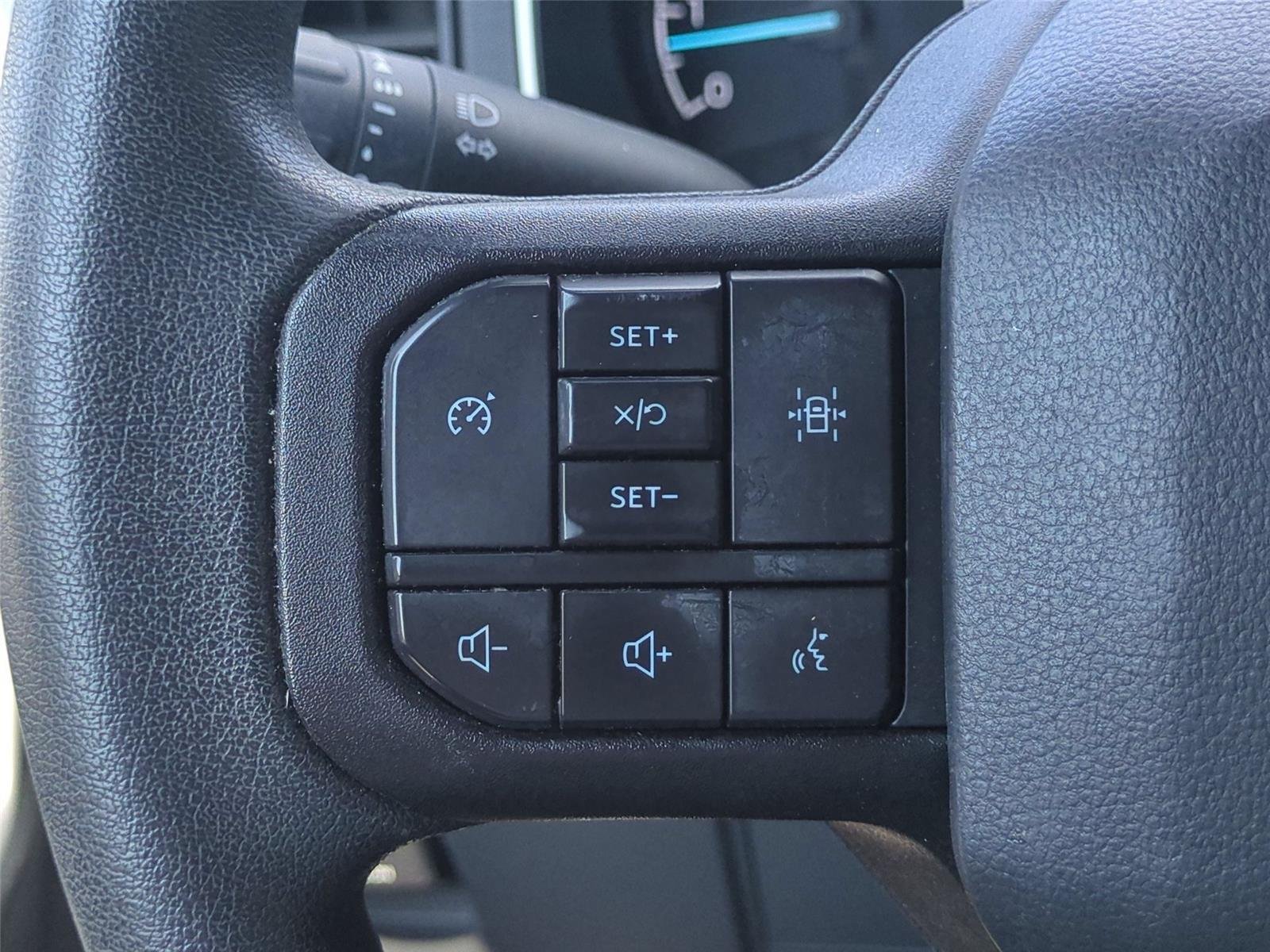 Used 2022 Oxford White Ford XLT image 20
