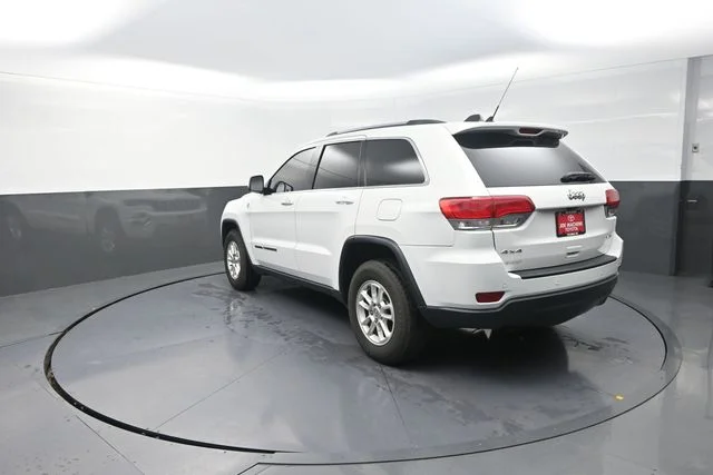 Used 2019 White Jeep Laredo E image 56