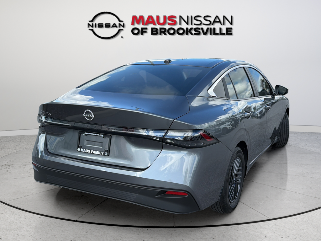 New 2027 Gray Nissan SV image 10