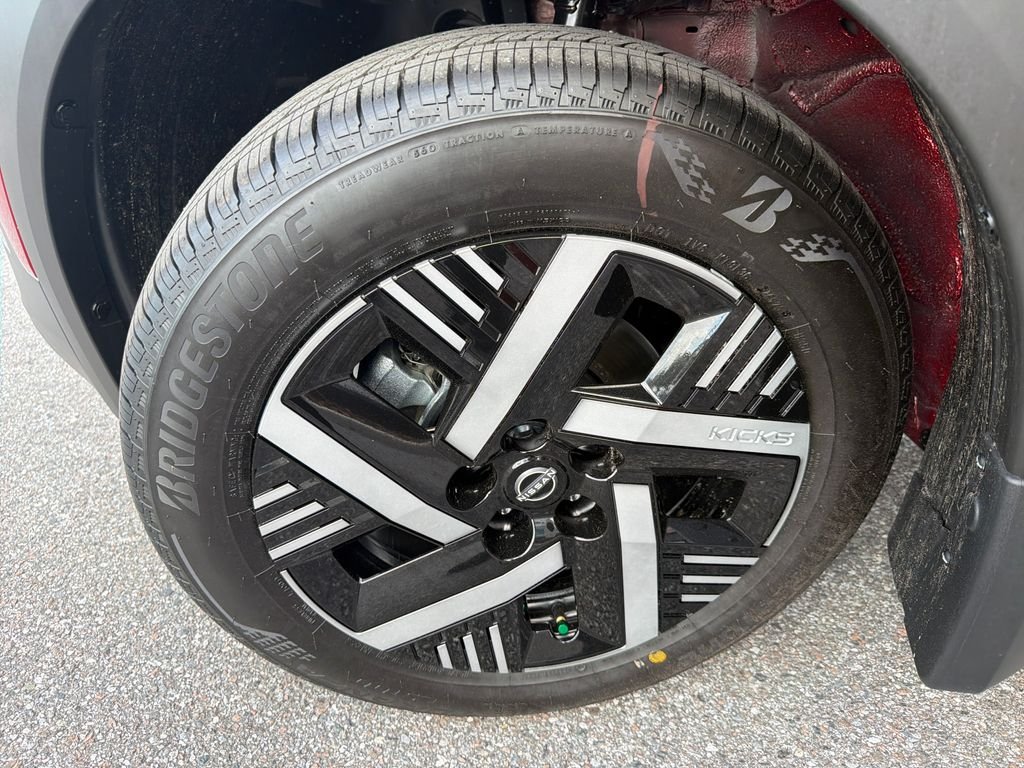 New 2026 Nissan Kicks SV 4D Sport Utility