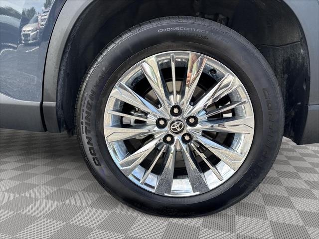 Certified Used 2024 STORM CLOUD Toyota  image 17