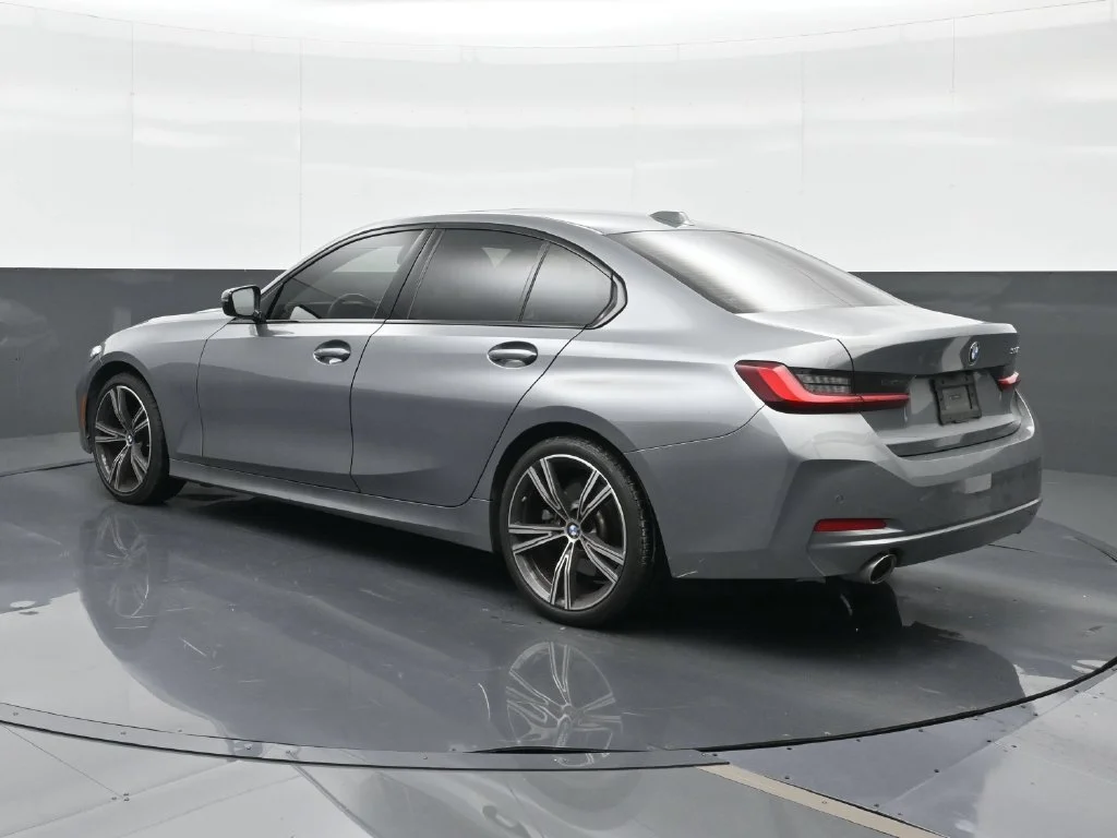 Used 2023 Skyscraper Grey Metallic BMW 330i image 2