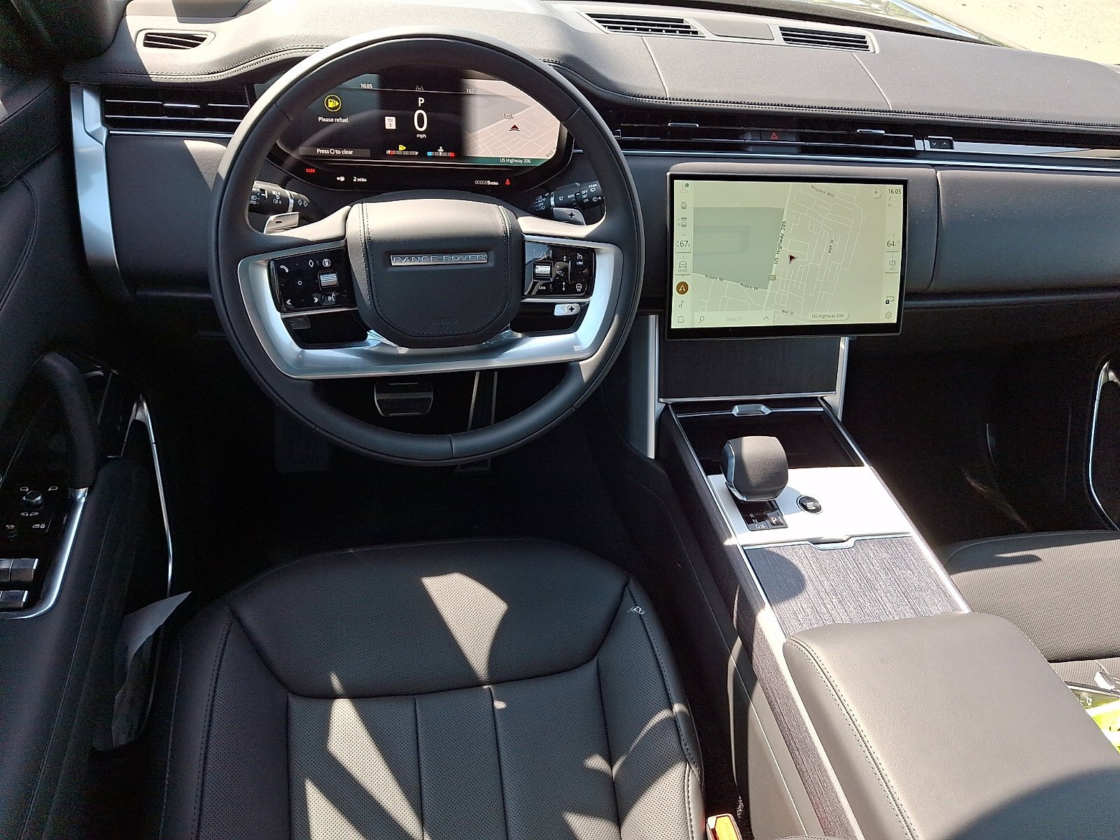 New 2026 Santorini Black Land Rover SE image 8