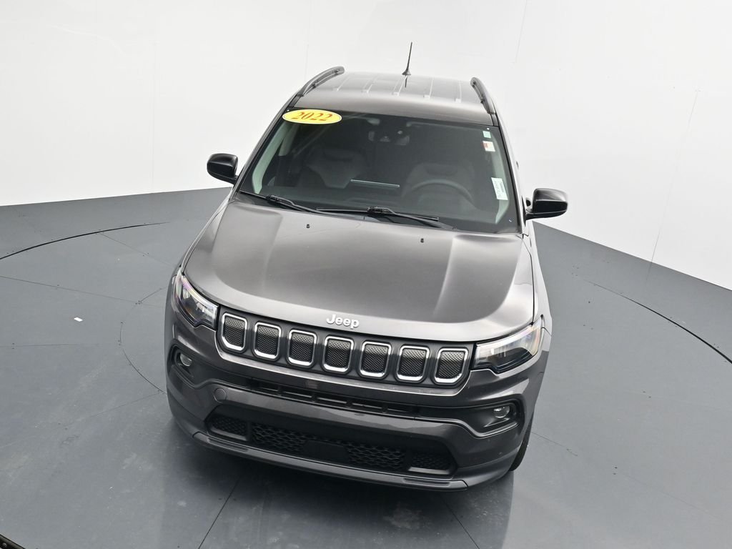 Used 2022 Gray Jeep Latitude image 26