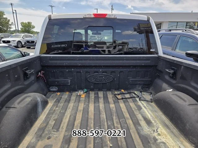 Used 2017 Ingot Silver FORD LARIAT image 5