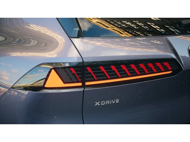 New 2027 Polarized Grey Metallic BMW 50 xDrive image 8