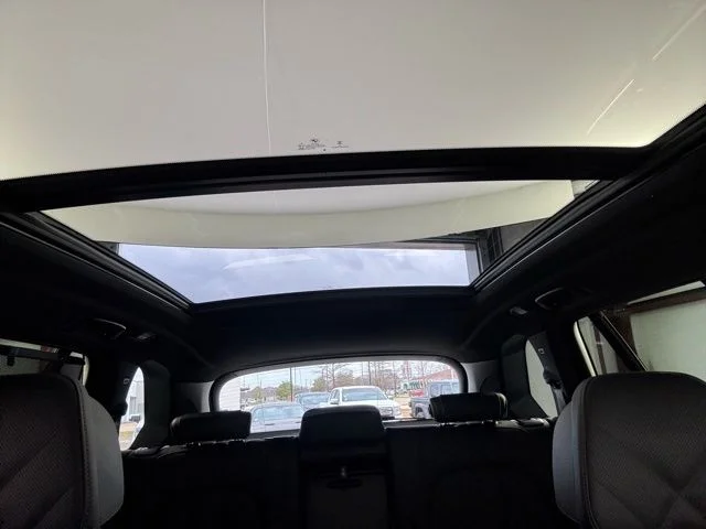 New 2026 Alpine White BMW xDrive40i image 30