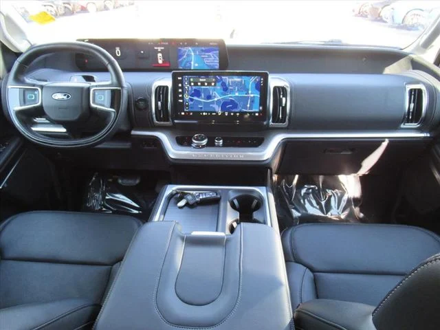 Used 2025 Silver Ford Platinum image 11