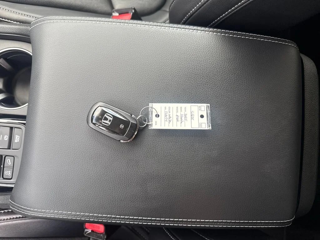 2025 Honda Pilot EX-L - Photo 30