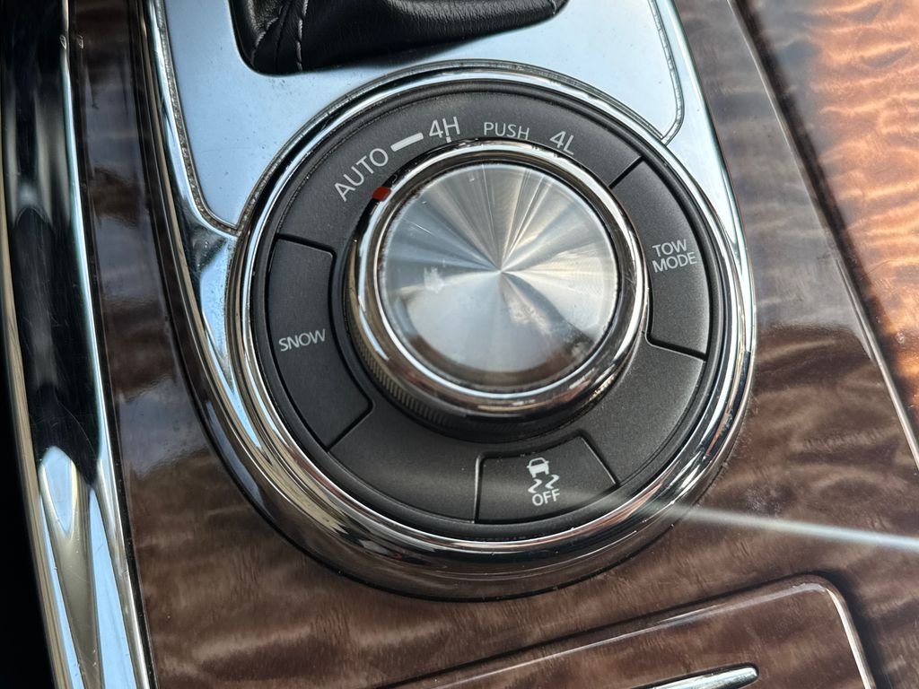 Used 2020 Gray Nissan Platinum image 30