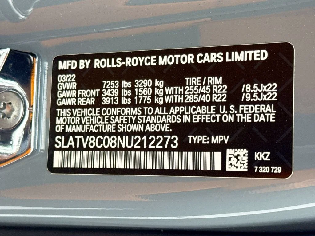 Used 2022 Burnout Gray Rolls-Royce Black Badge image 35