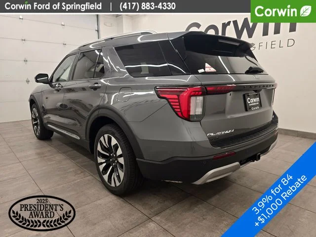 New 2026 Carbonized Gray Metallic Ford Platinum™ image 4