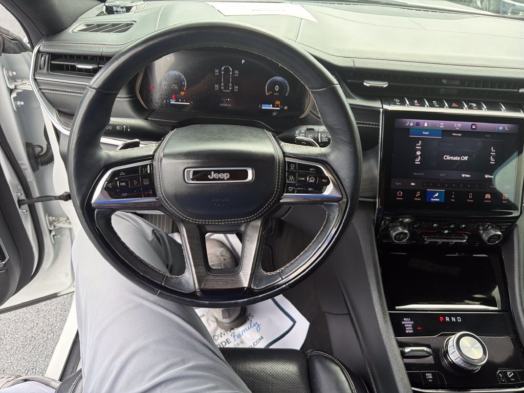 Used 2021 White Jeep Overland image 16