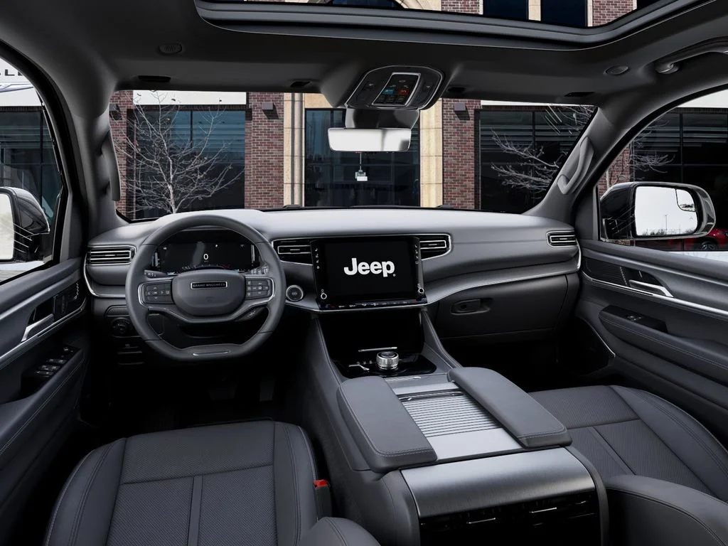 New 2026 Baltic-Gray Metallic Clear-Coat Exterior Paint Jeep Limited Altitude image 14