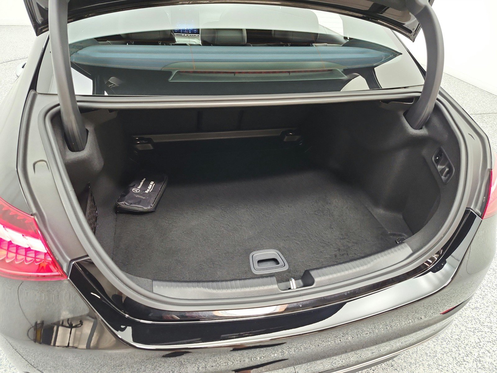 Used 2023 Black Mercedes-Benz C 300 Sedan image 22