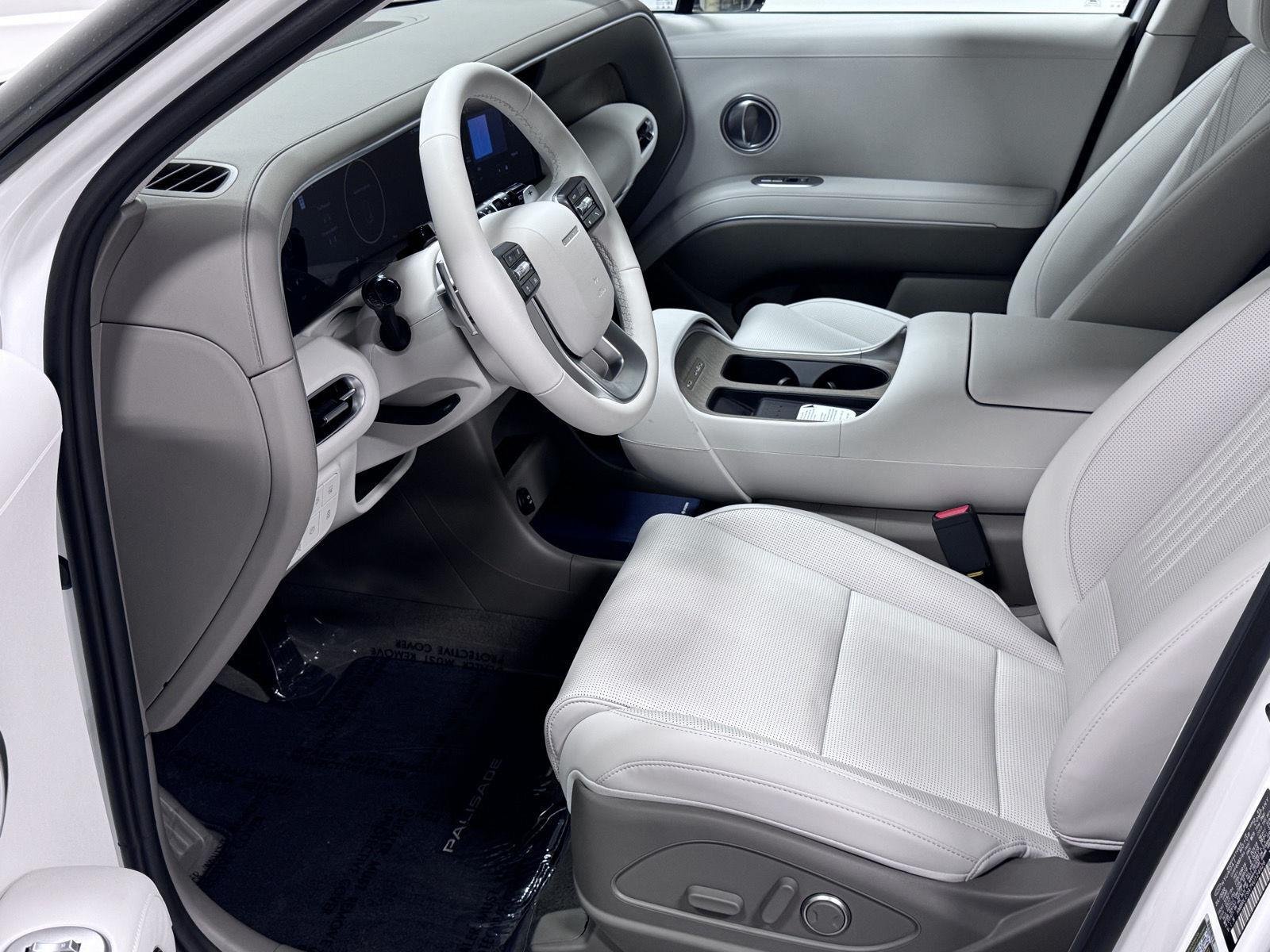 New 2027 Creamy White Pearl Hyundai SEL 7P image 25