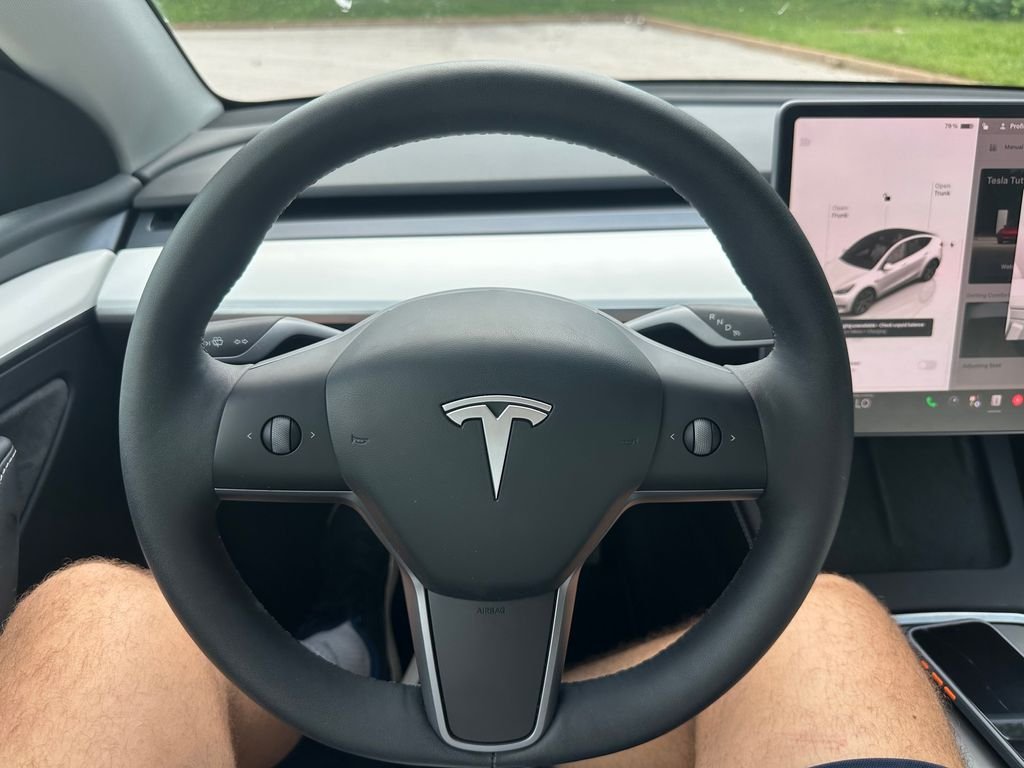 Used 2025  Tesla Long Range image 14