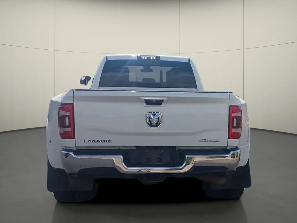 Used 2020 Pearl White Ram Laramie image 6
