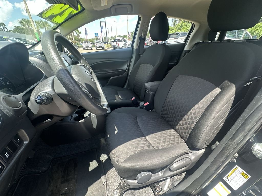 Used 2024 Black Mitsubishi ES image 19
