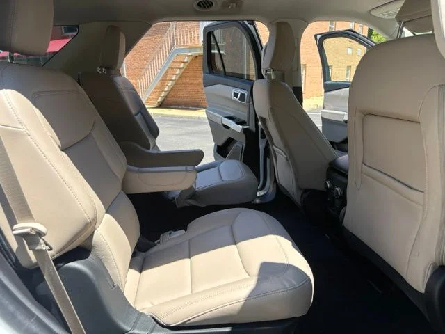 Used 2021 White Metallic Ford XLT image 18