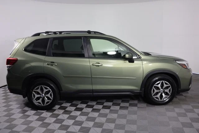 Used 2021 Green Subaru Premium image 8