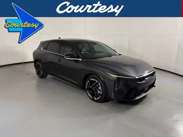2026 Kia K4 GT-Line