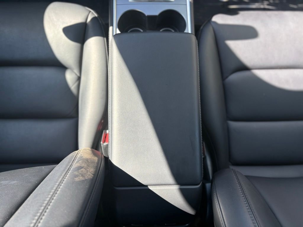 Used 2022 Pearl White Multi-Coat Tesla Long Range image 15