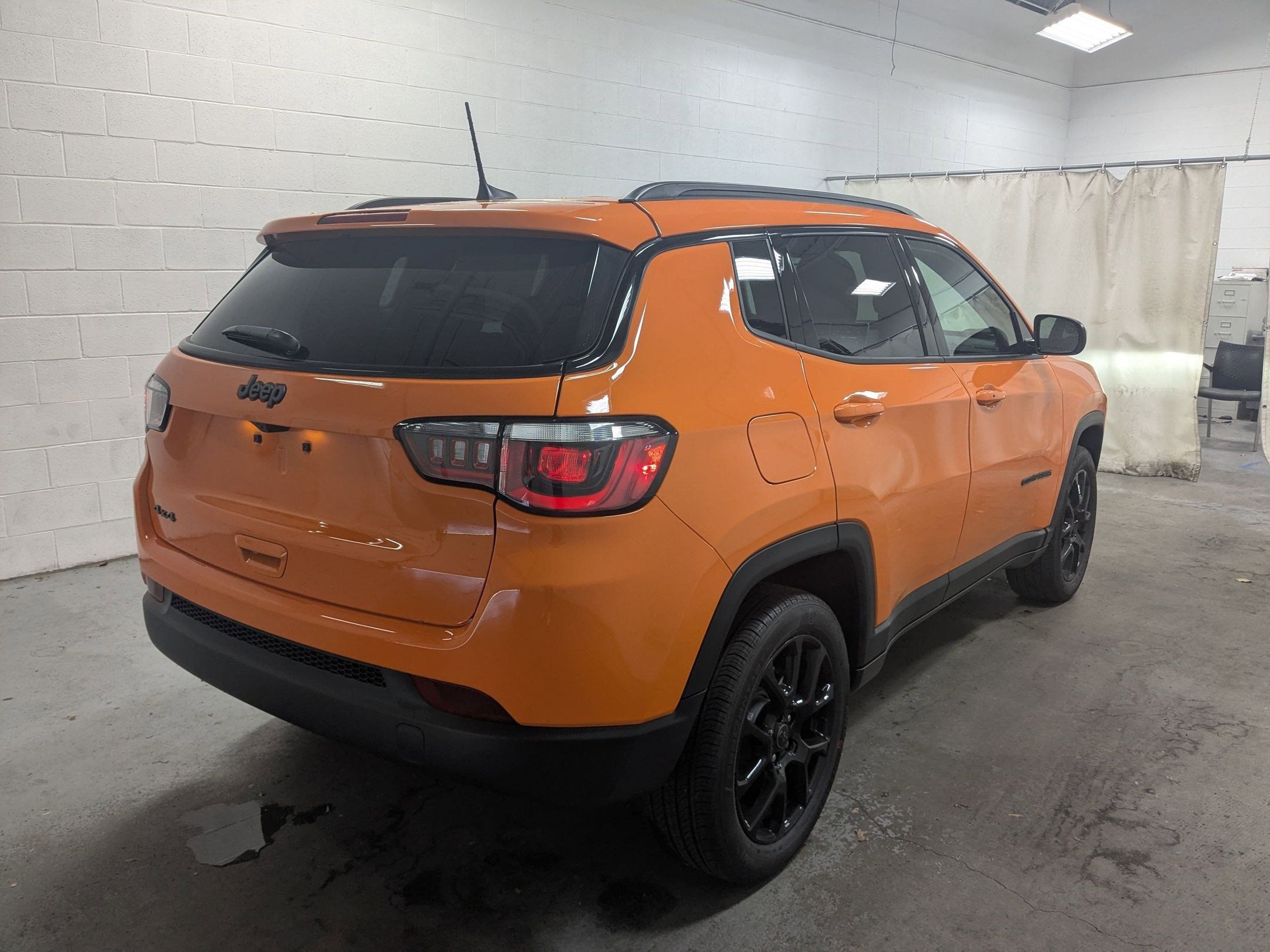 New 2026 Joose (DISC) Jeep Latitude Altitude image 4