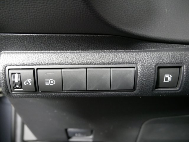 2026 Toyota Corolla XLE - Photo 25