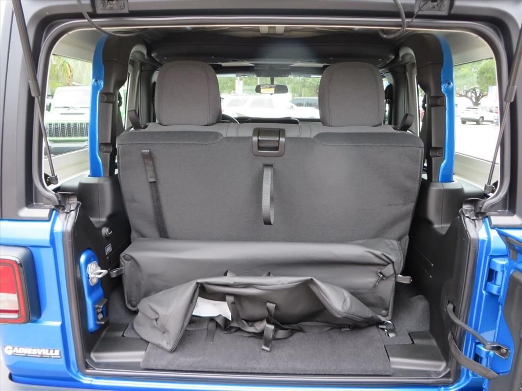 New 2026 Hydro Blue Pearlcoat Jeep Sport image 25