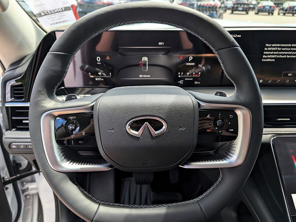 New 2026 Radiant White INFINITI LUXE image 13