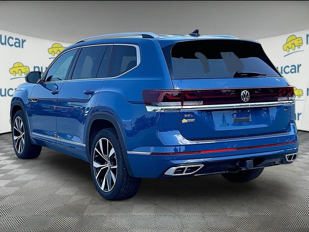 Used 2025 Blue Metallic Volkswagen 2.0T SEL Premium R-Line image 4