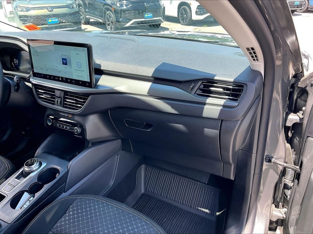 Used 2025 Carbonized Gray Metallic Ford Active image 12