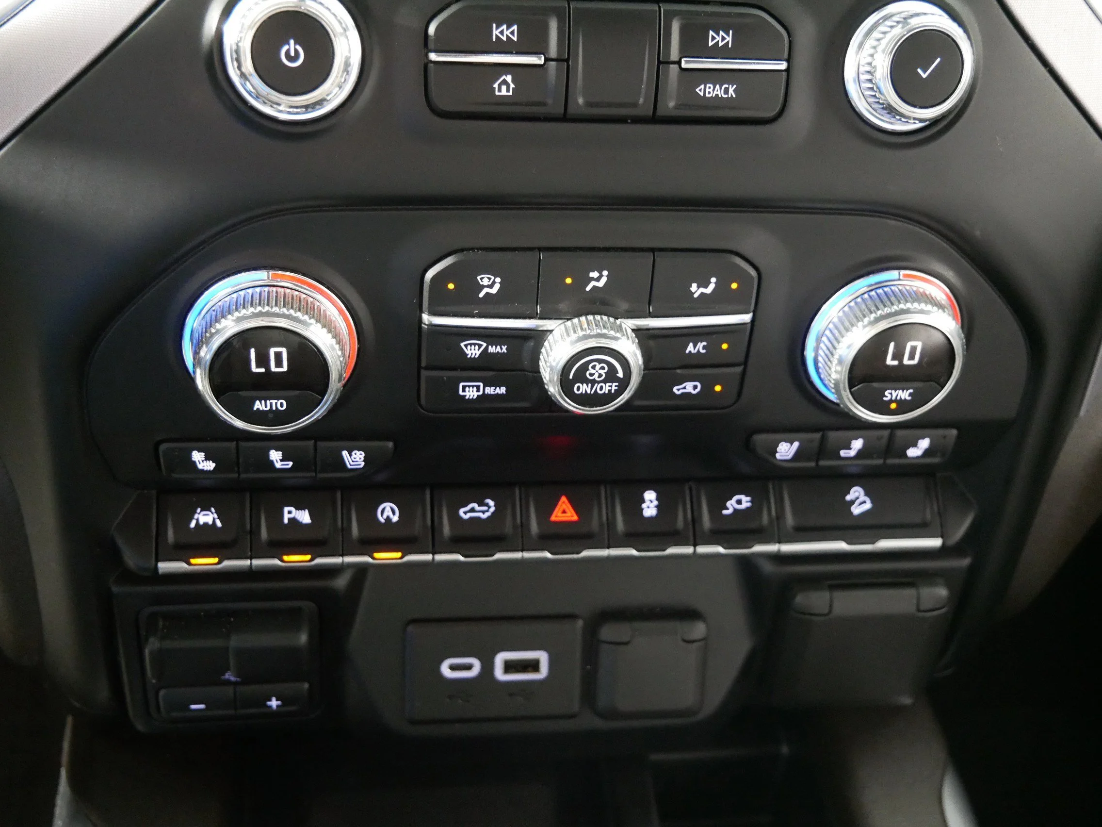 Used 2019 Red Quartz Tintcoat GMC SLT image 23
