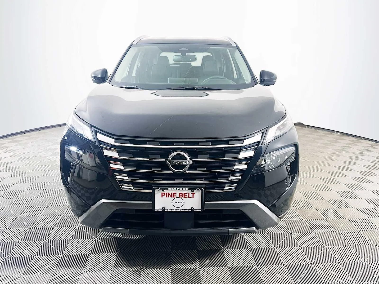 Used 2026 Super Black Nissan SL image 2