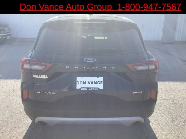 Used 2023 Black Ford Active image 4