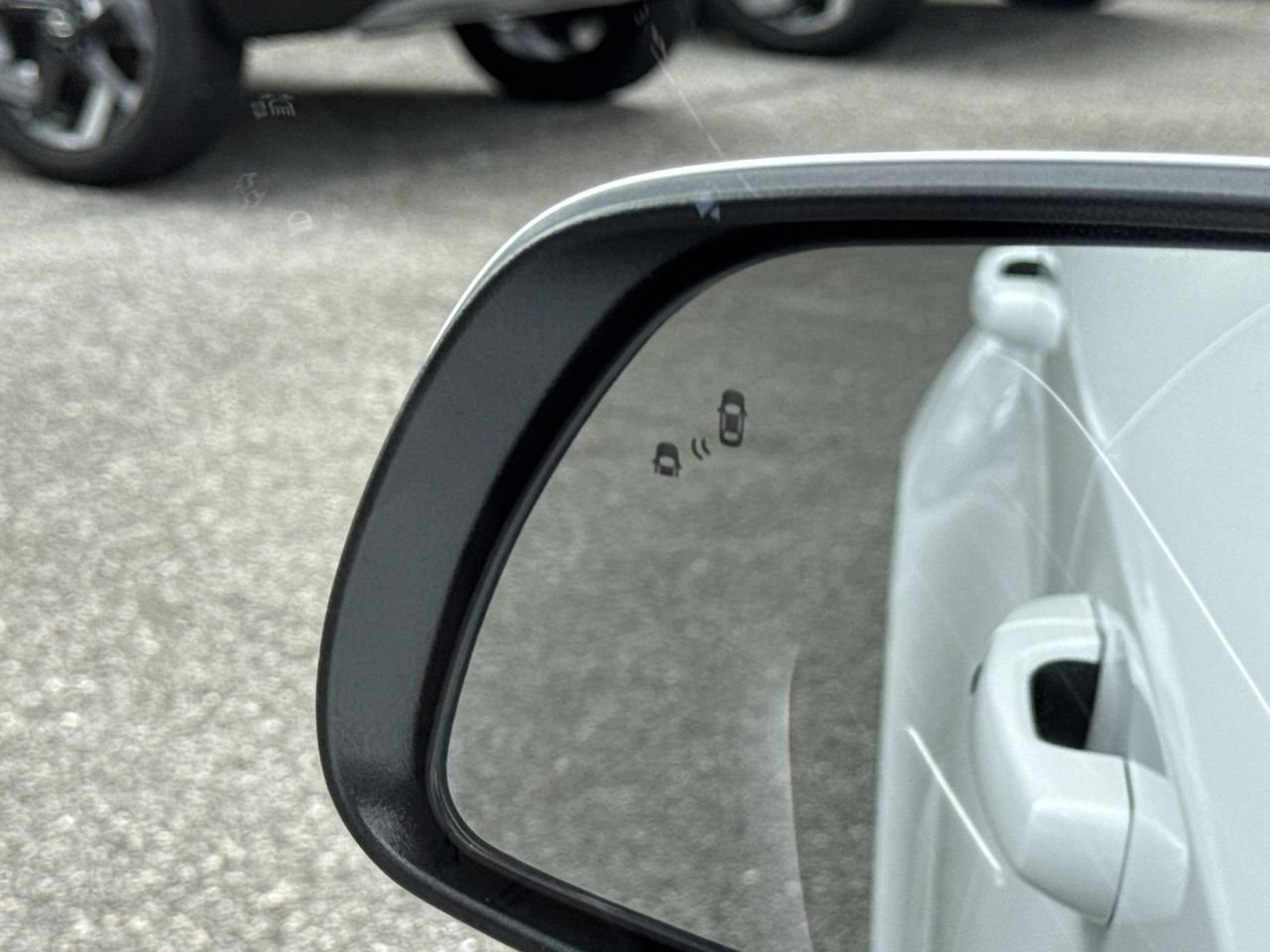 New 2026 Lunar White Hyundai SEL image 17