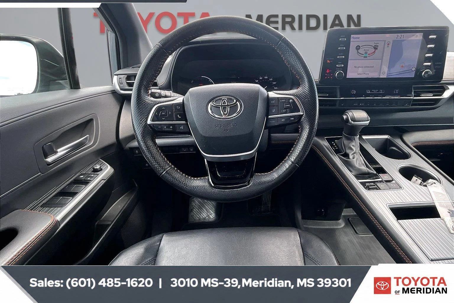 Used 2023 Cement Toyota XSE 7-Passenger image 5