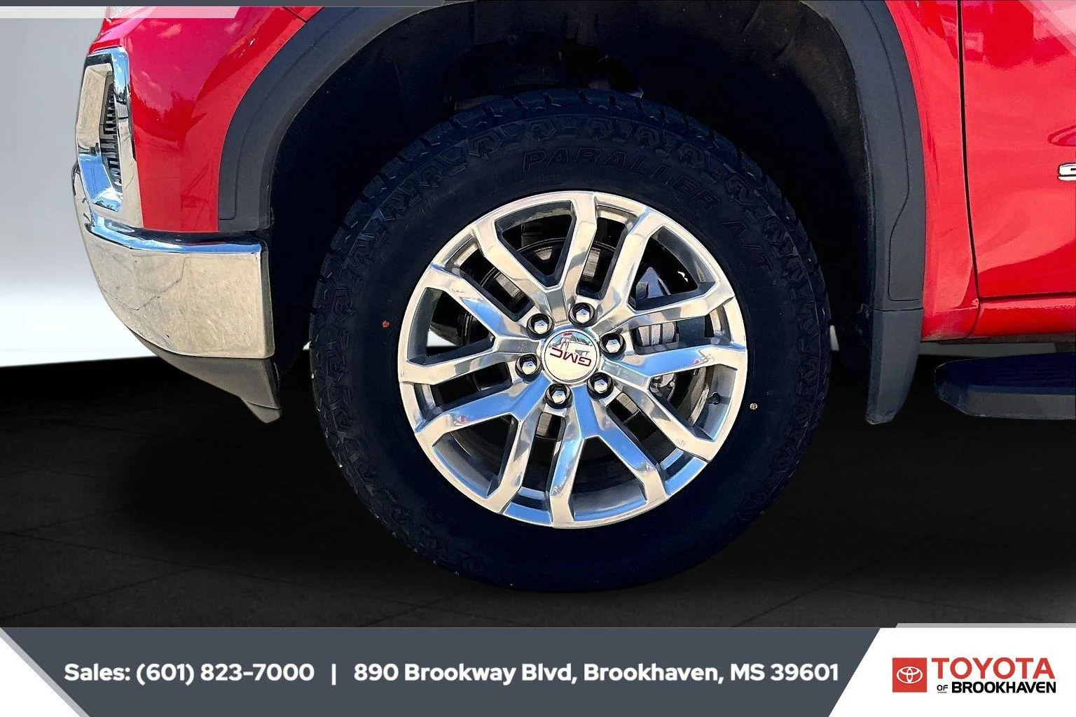Used 2022 Cardinal Red GMC SLT image 7