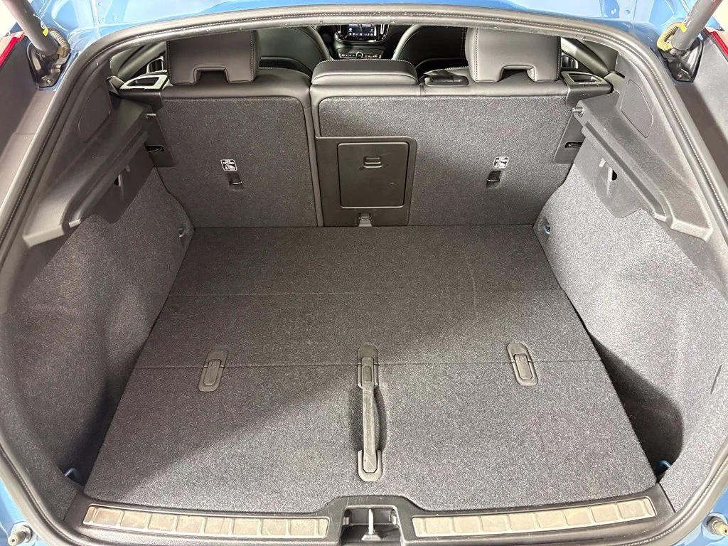Used 2023 Blue Volvo Ultimate image 35