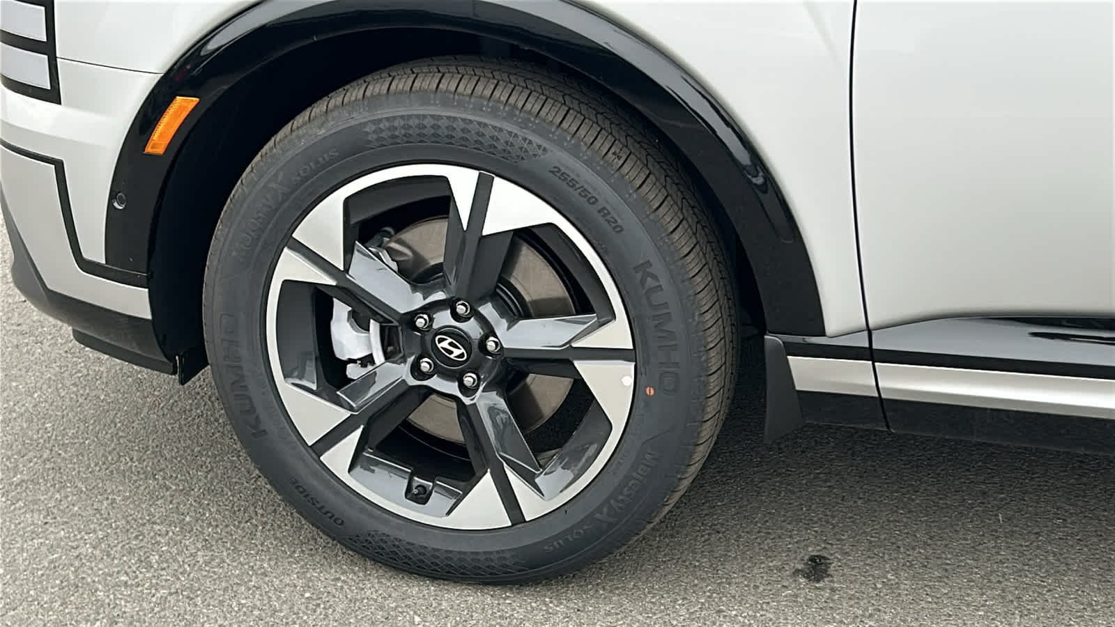 New 2026 Typhoon Silver Metallic Hyundai Limited AWD image 9