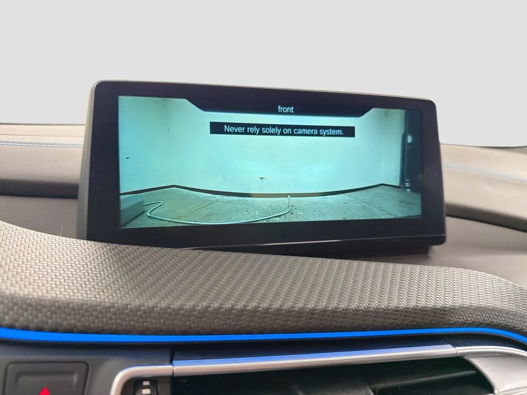 Used 2019 Crystal White Pearl BMW Base image 15