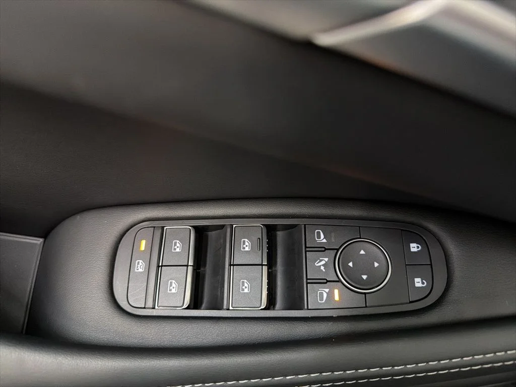Certified Used 2026 Black INFINITI PURE image 14