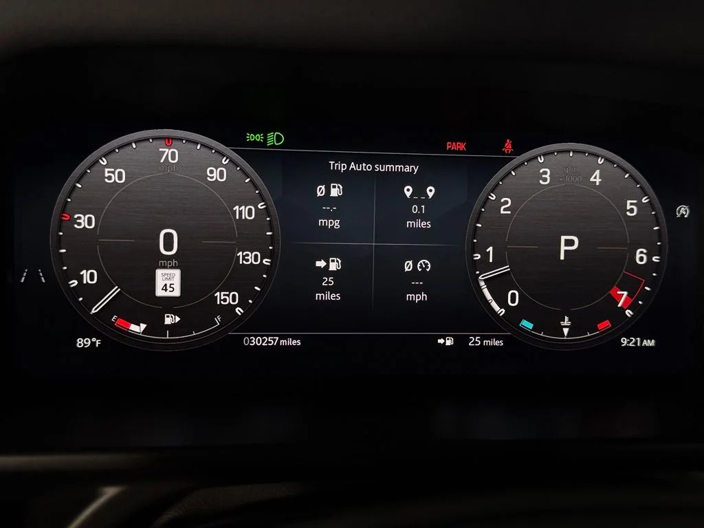 2024 Land Rover Defender X-Dynamic SE - Photo 16