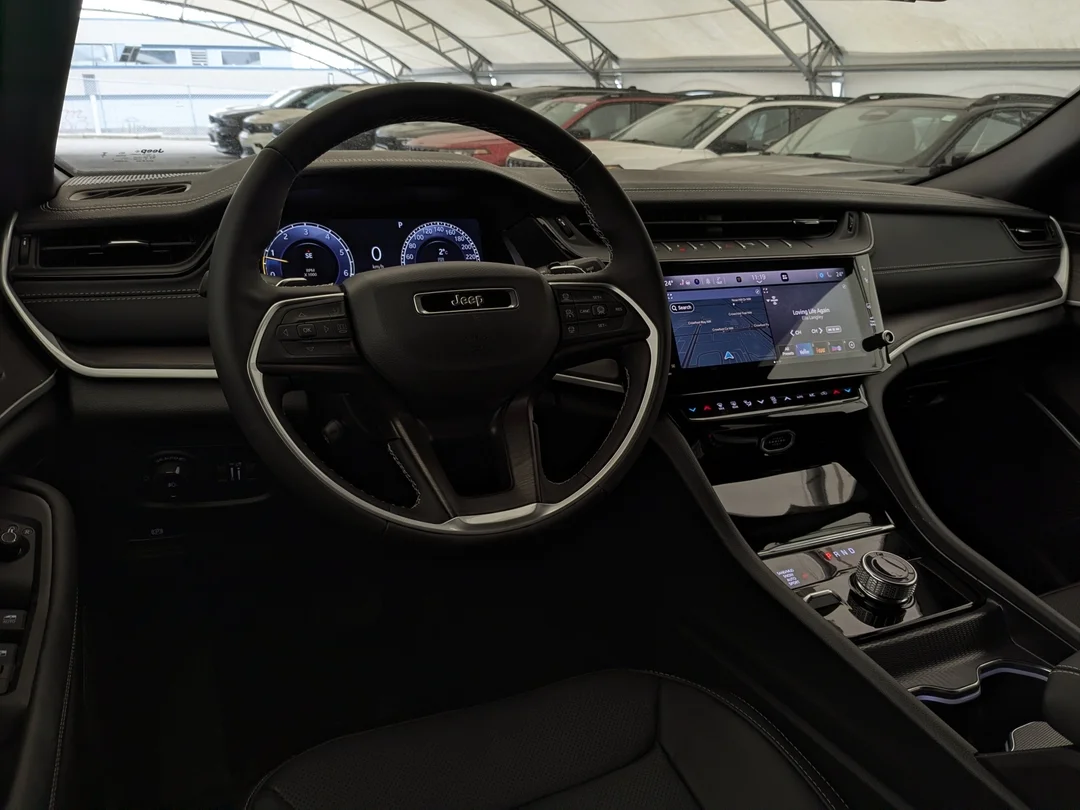 New 2026 White Jeep Limited Reserve - - 4x4 - Panoramic Sunroof - Nappa Leather - Ventilated Seats & More! image 24